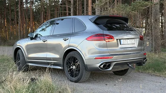 Porsche Cayenne S