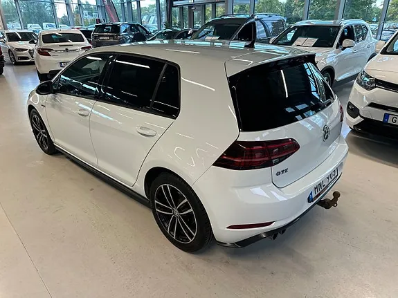 Volkswagen Golf I 2020 photo 2