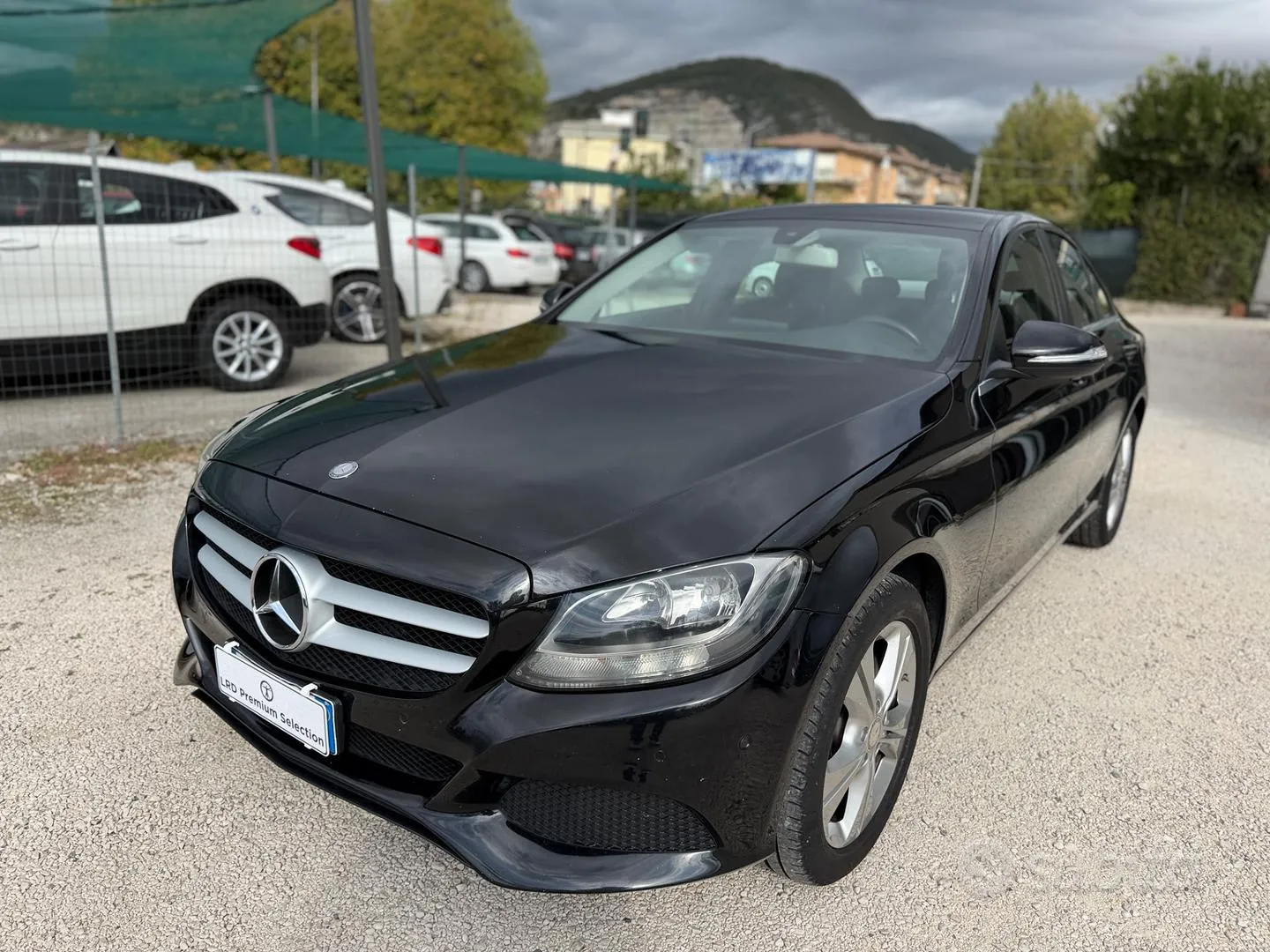 Mercedes-Benz C200