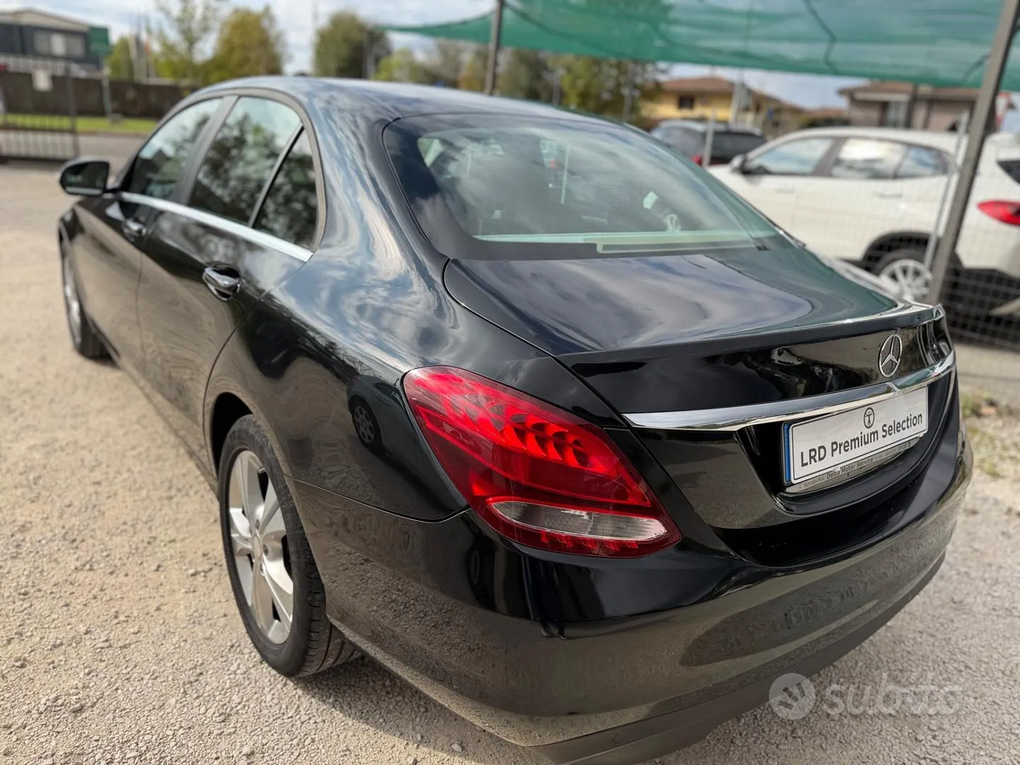 Mercedes-Benz C200 2015 photo 3