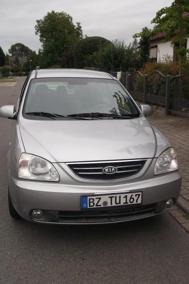 Kia Carens