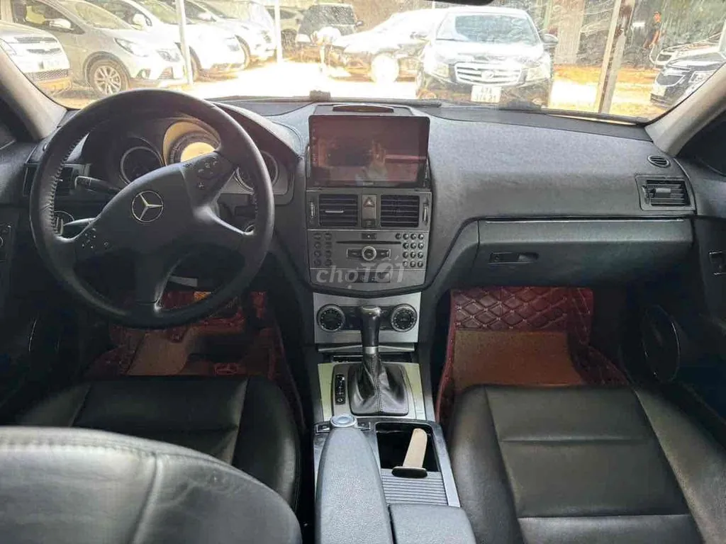 Mercedes-Benz C-Class 2010 photo 3