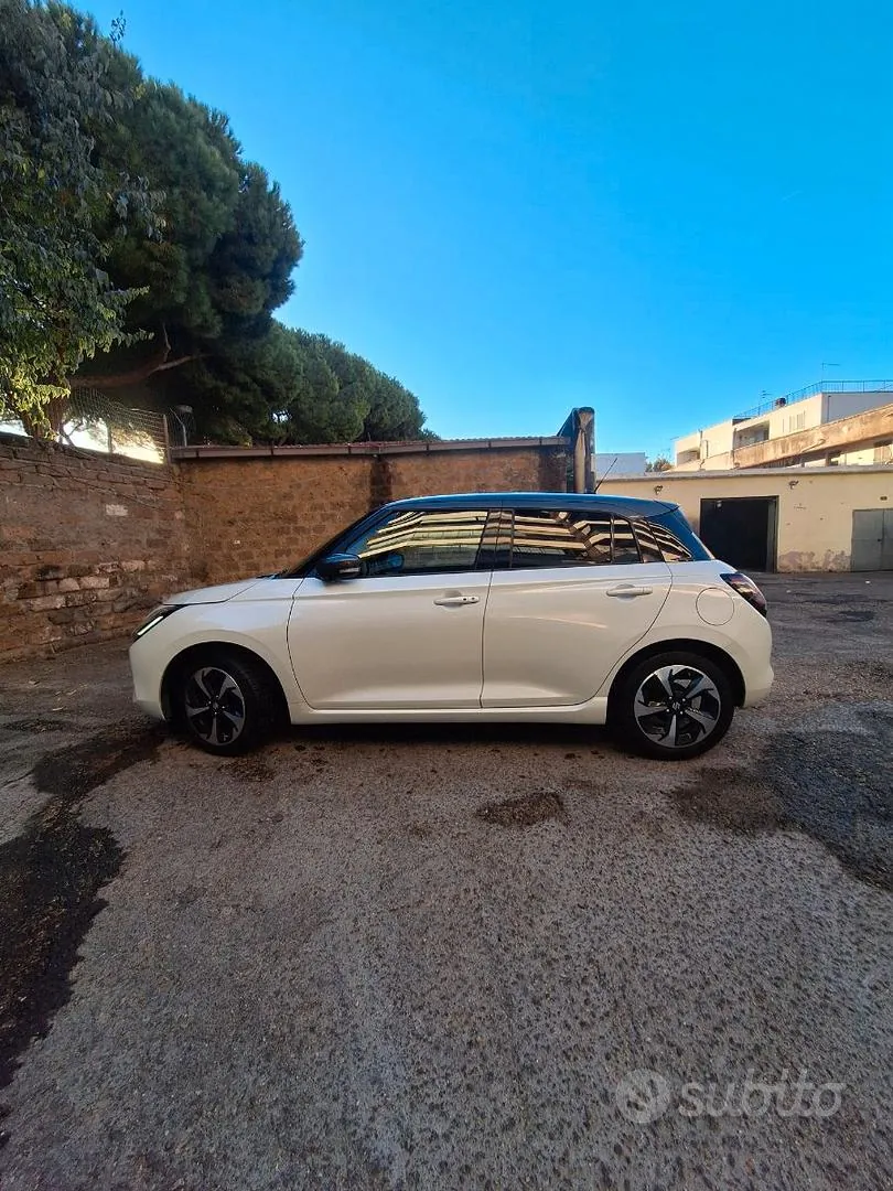 Suzuki Swift 2024 photo 2