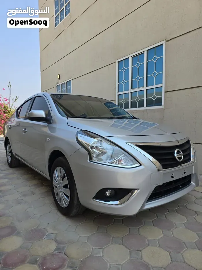 Nissan Sunny 2022 photo 2