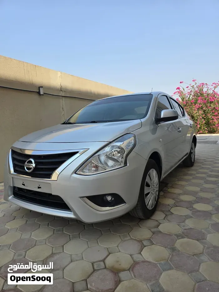 Nissan Sunny 2022 photo 3