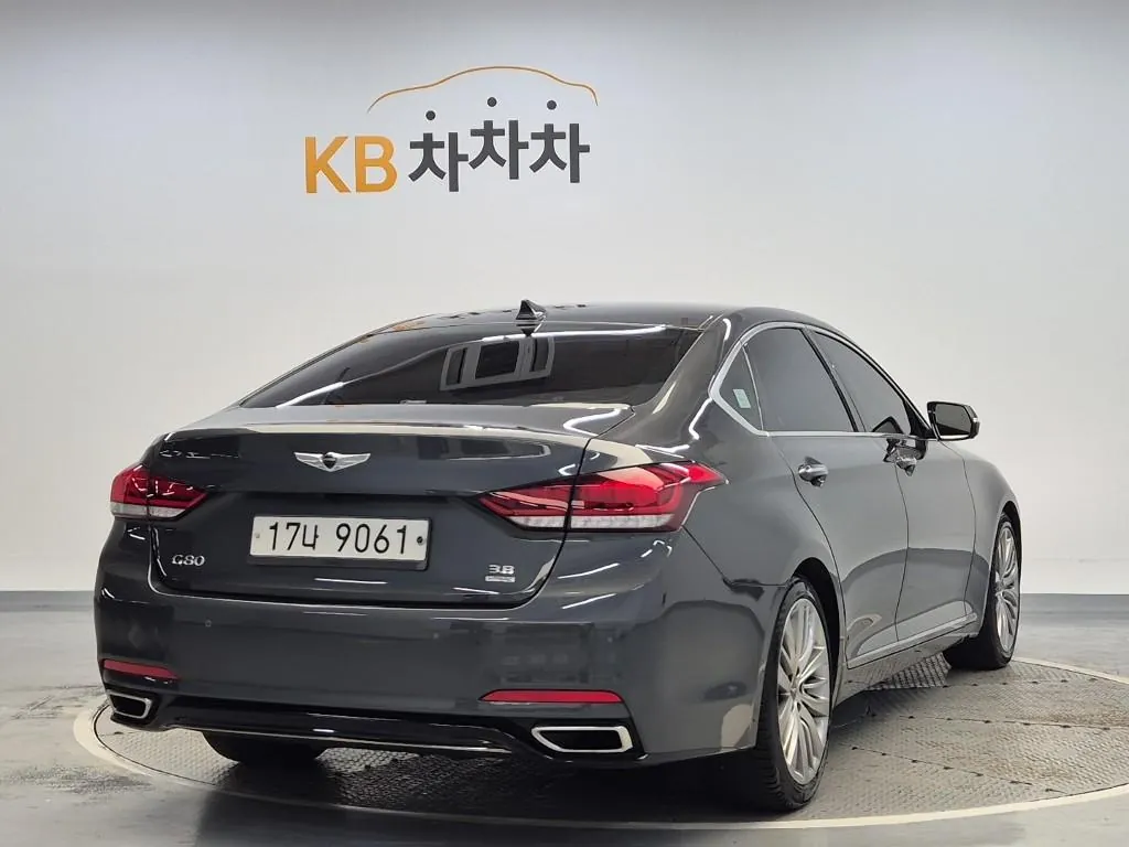 Genesis G80 2018 photo 3