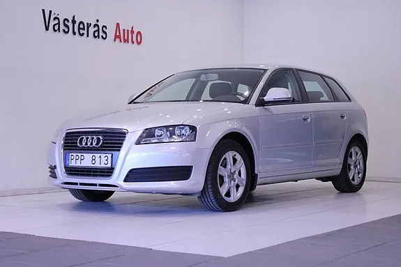 Audi A3 2010 photo 2