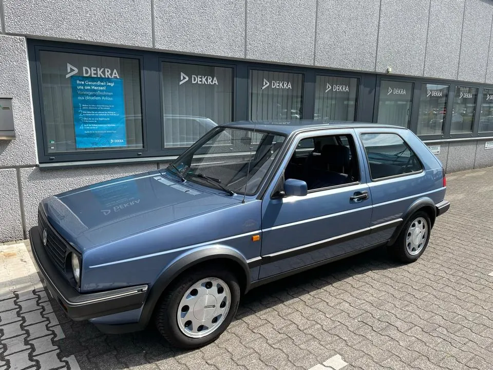 Volkswagen Golf 2