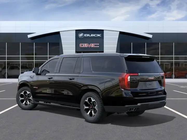 GMC Yukon Xl 2027 photo 3