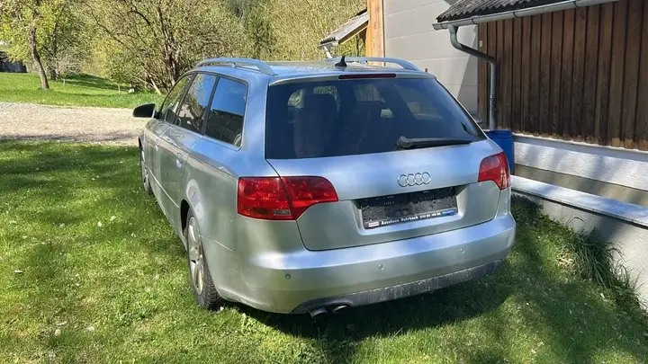 Audi A4 2006 photo 2