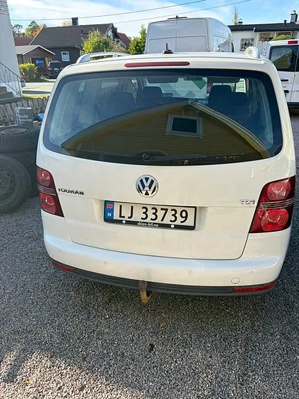 Volkswagen Touran 2009 photo 4