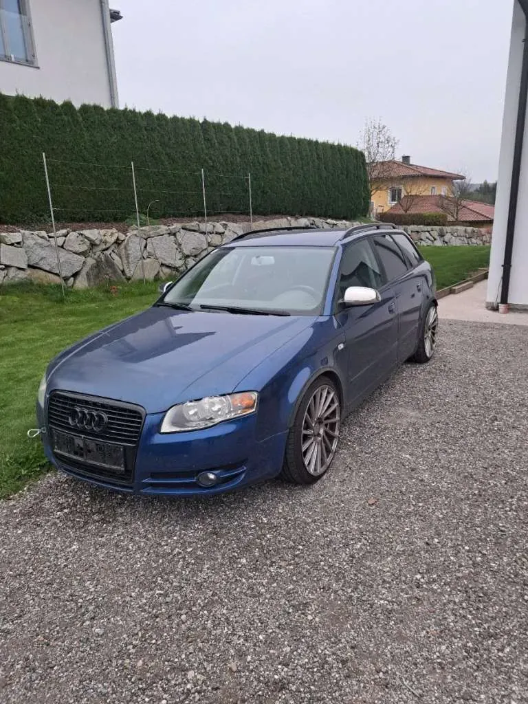 Audi A4 2005 photo 2