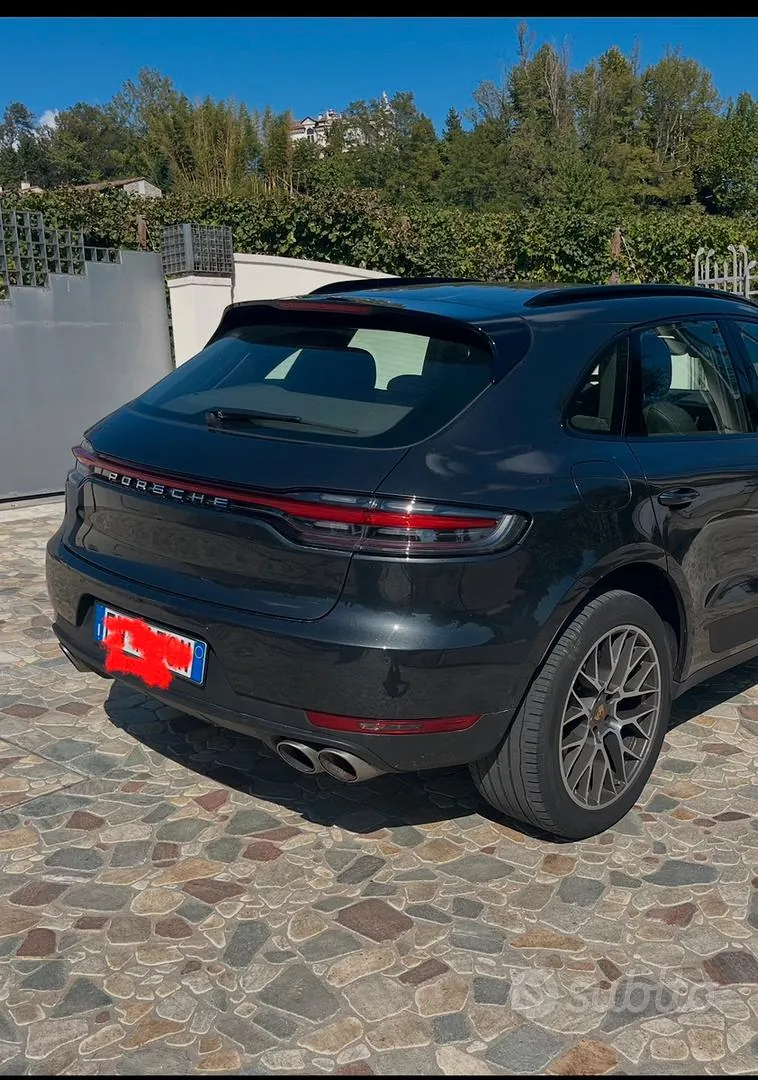 Porsche Macan 2018 photo 2