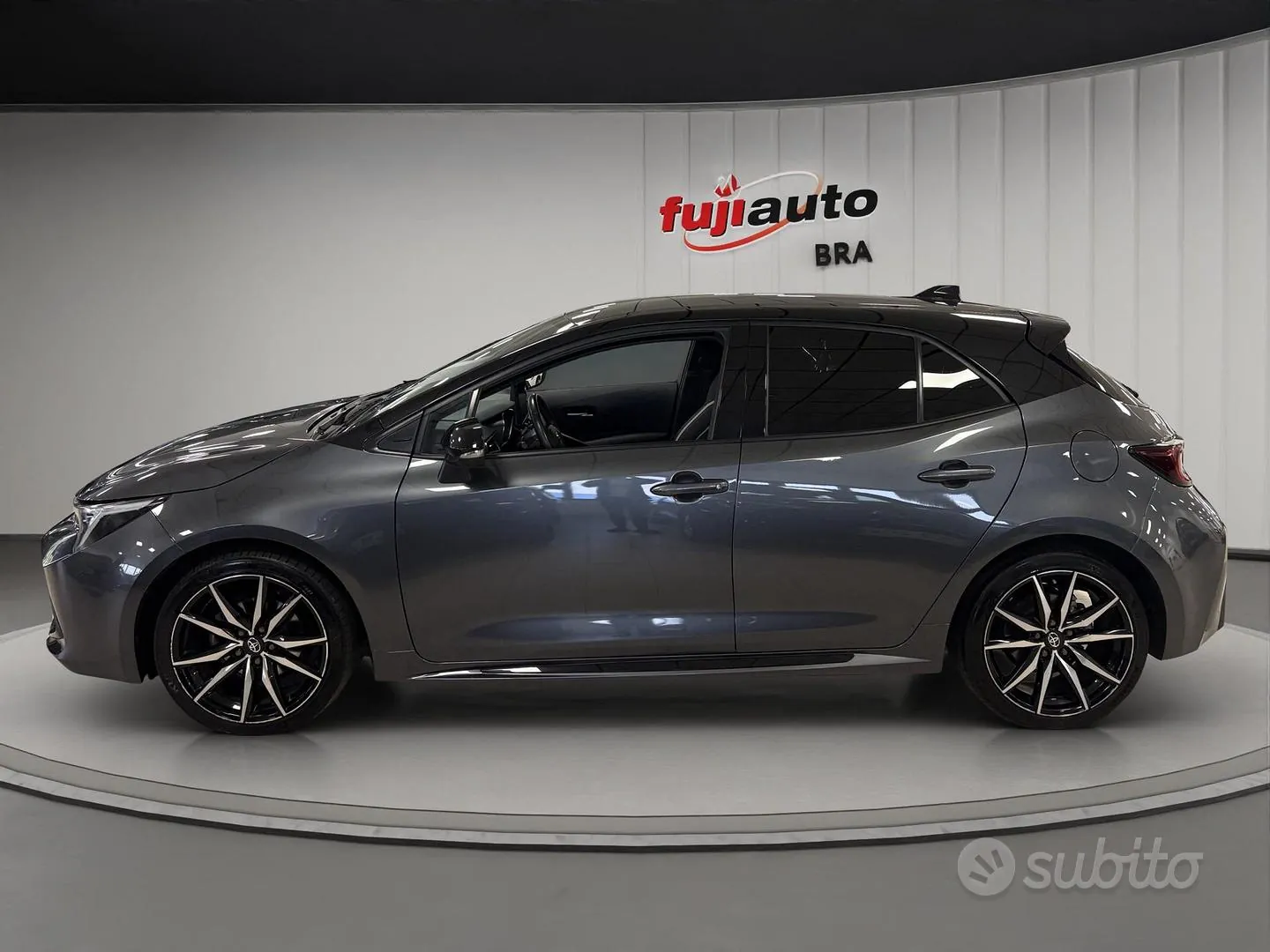 Toyota Corolla 2023 photo 2