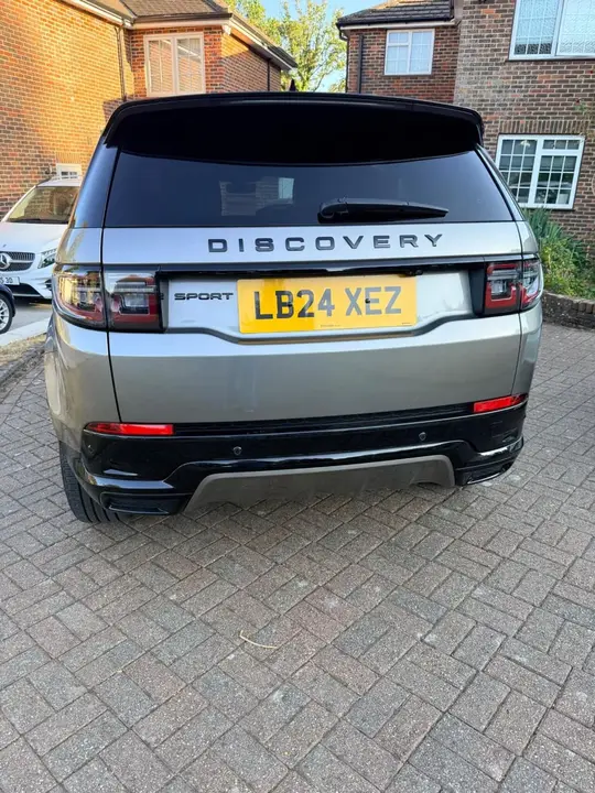 Land Rover Discovery Sport 2024 photo 3