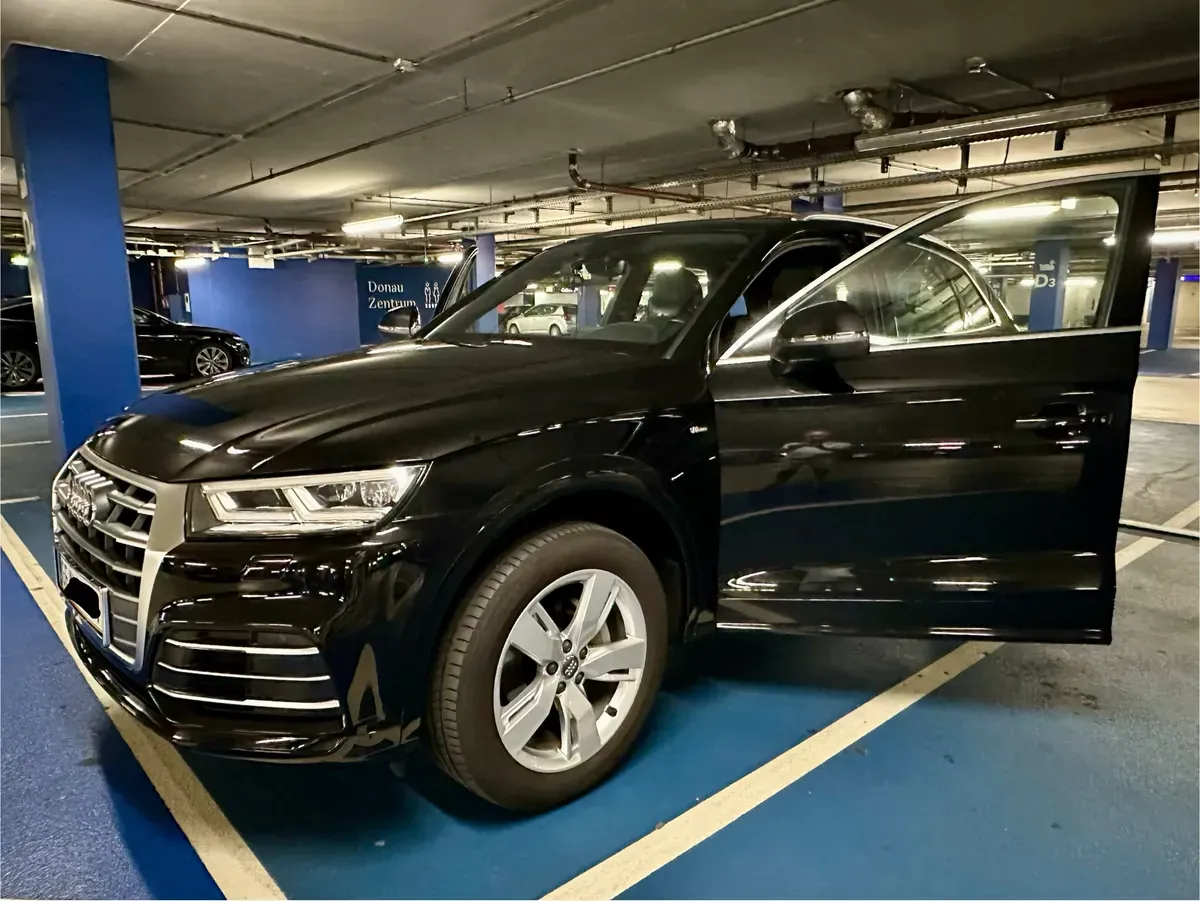 Audi Q5 2018 photo 2