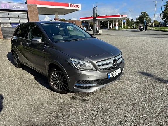 Mercedes-Benz B250 2016 photo 4