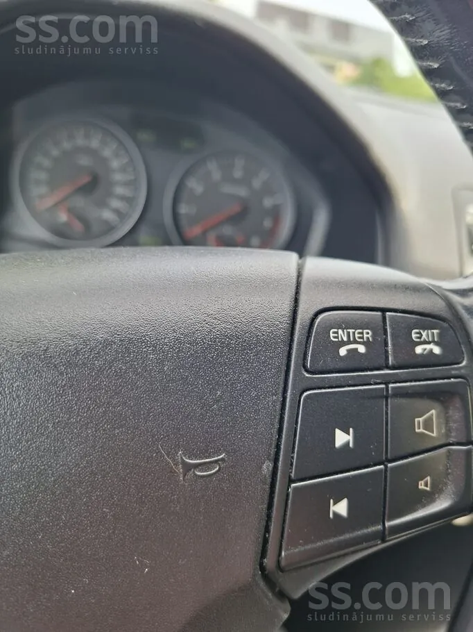 Volvo V50 2010 photo 4