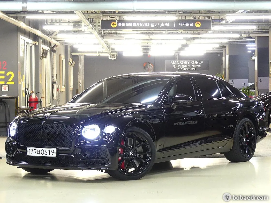 Bentley Flying Spur 2024 photo 2