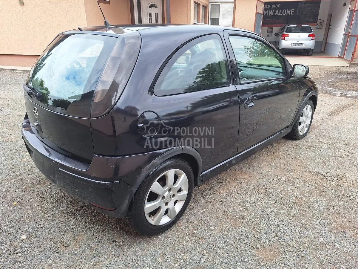 Opel Corsa C 2005 photo 2