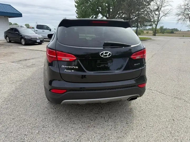 Hyundai Santa Fe 2014 photo 2