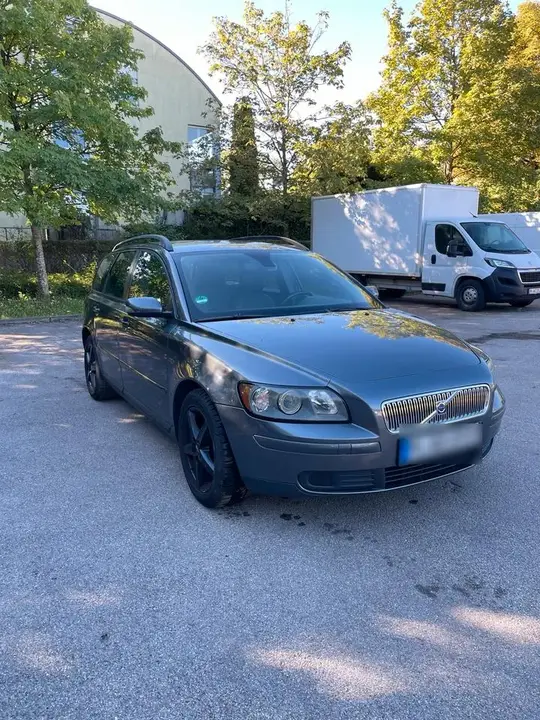 Volvo V50