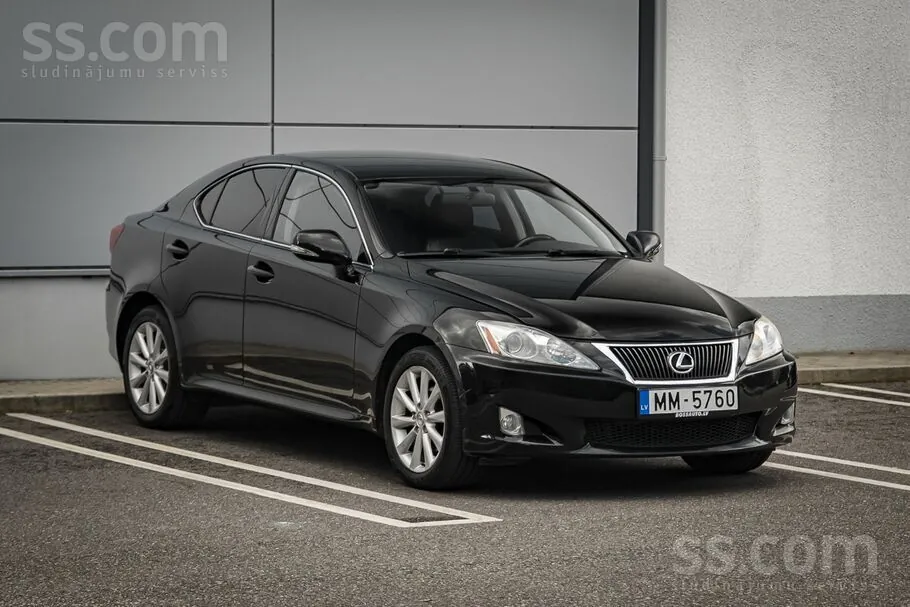 Lexus Is 2010 photo 3
