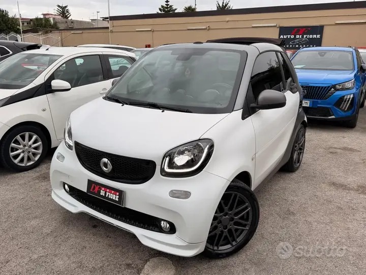 Smart Fortwo 2017 photo 2