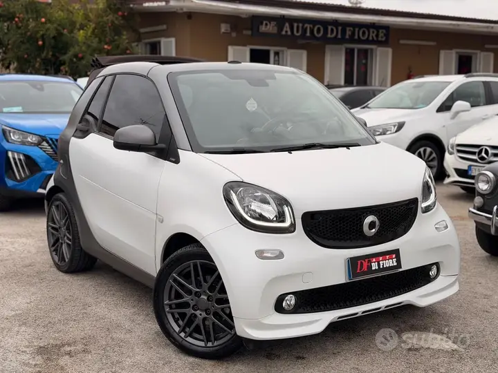 Smart Fortwo 2017 photo 4