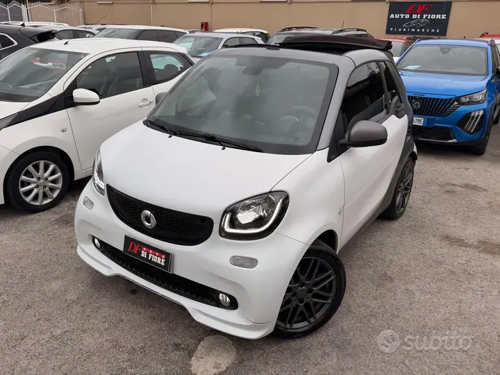 Smart Fortwo 2017 photo 3