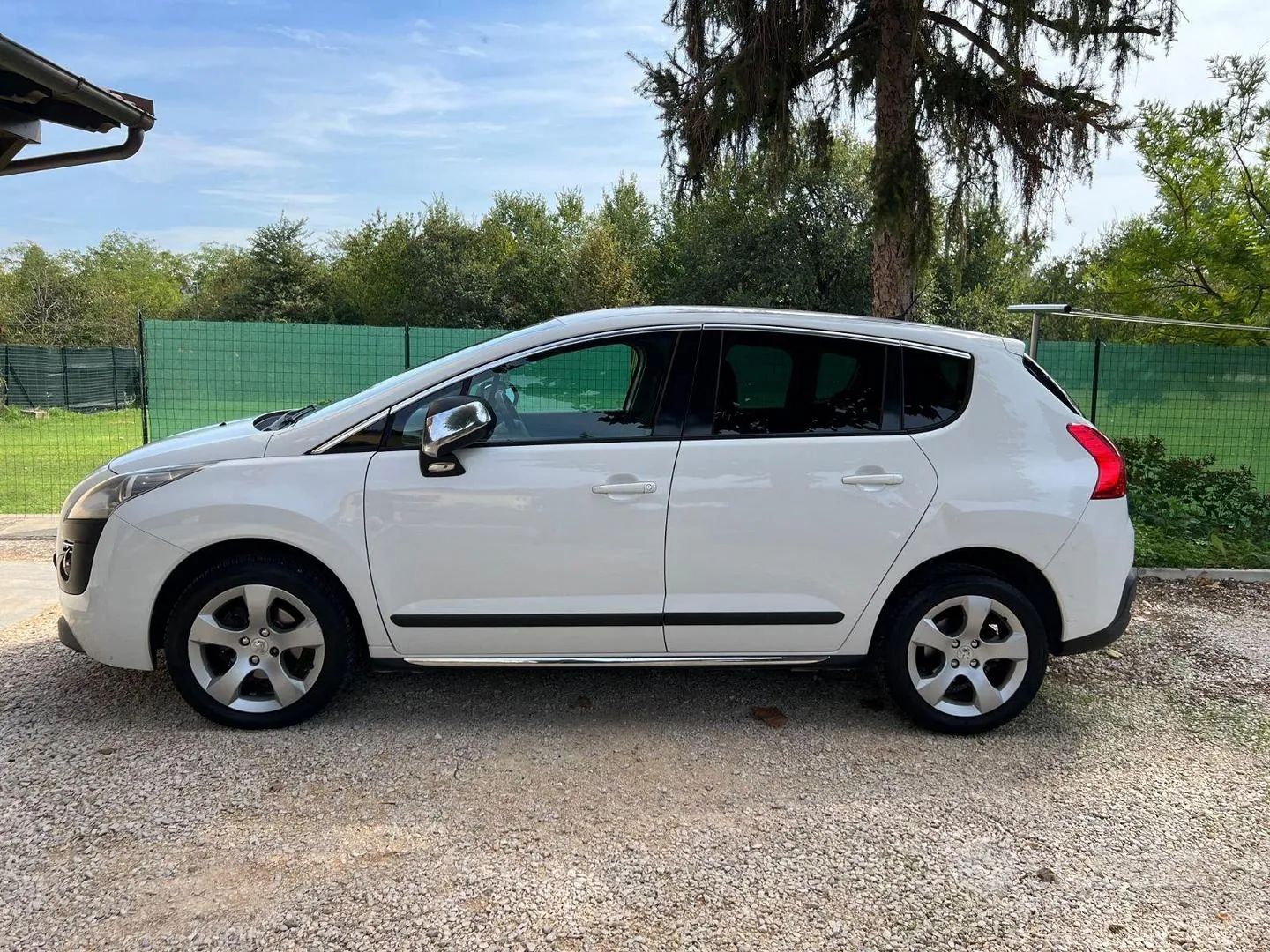 Peugeot 3008 2012 photo 3