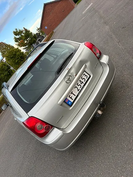 Toyota Avensis 2008 photo 3