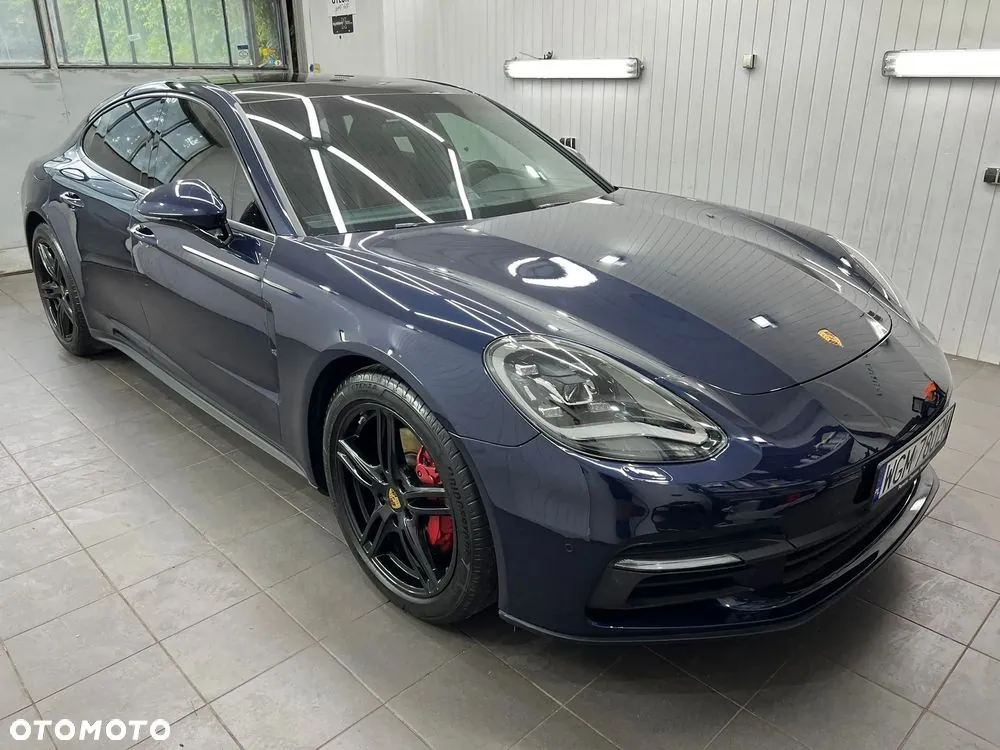 Porsche Panamera 2018 photo 2