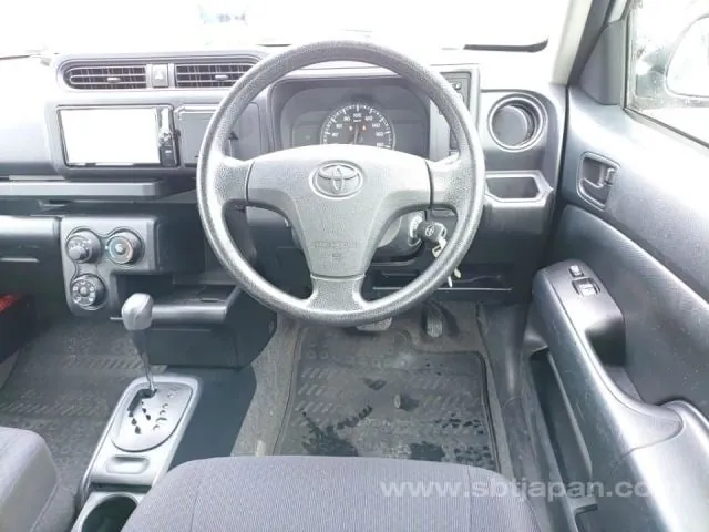 Toyota Succeed Van 2018 photo 4