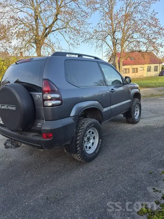 Toyota Land Cruiser 2003 photo 4