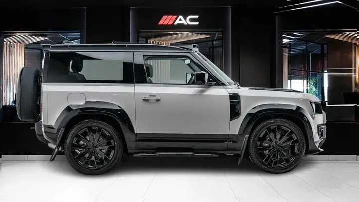 Land Rover Defender 90 2026 photo 4
