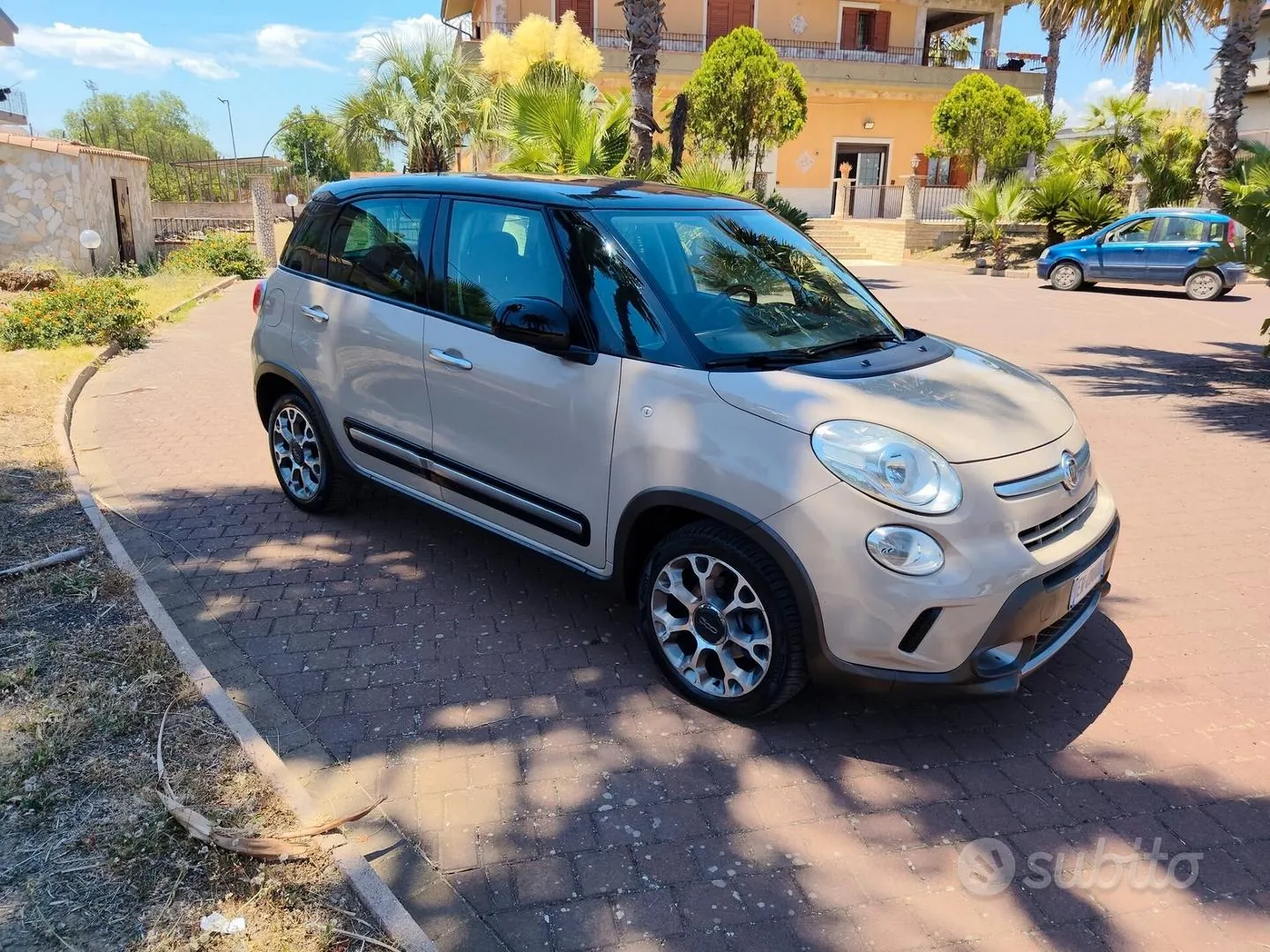 Fiat 500L 2014 photo 2
