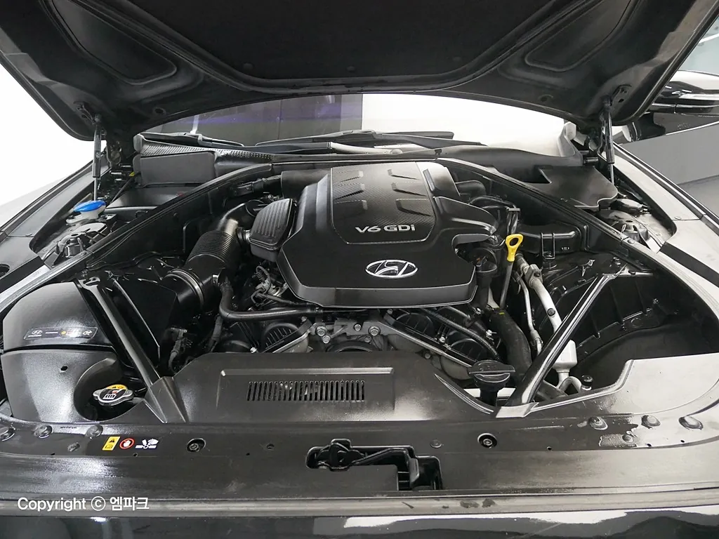Hyundai Genesis 2015 photo 5
