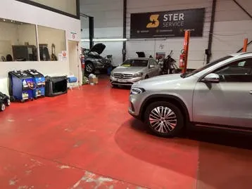Mercedes-Benz Eqa 2024 photo 2
