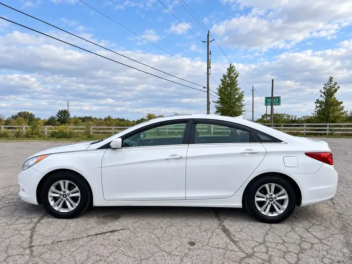 Hyundai Sonata 2013 photo 4
