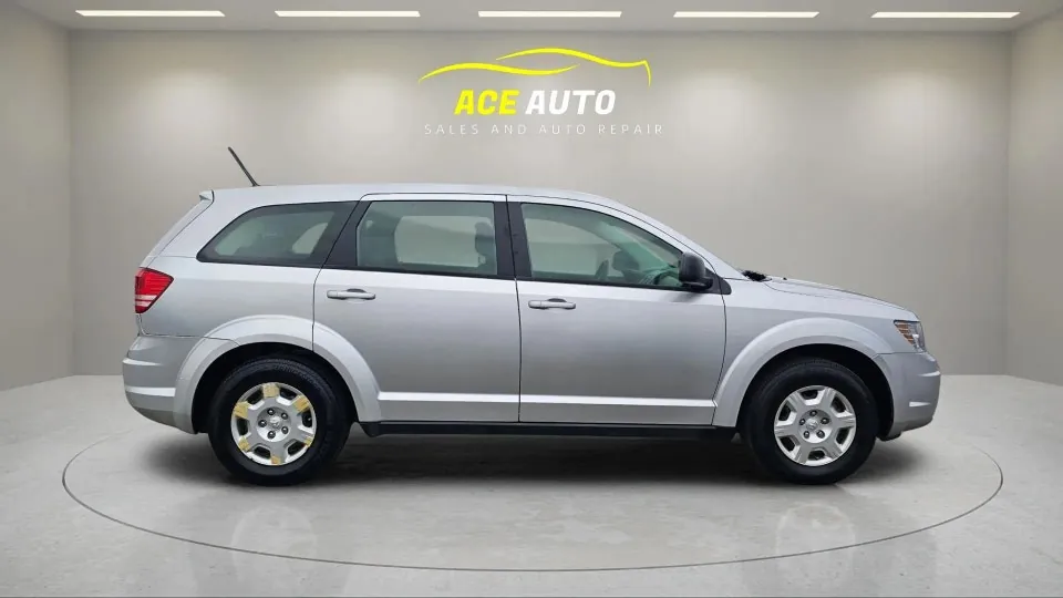 Dodge Journey 2010 photo 5