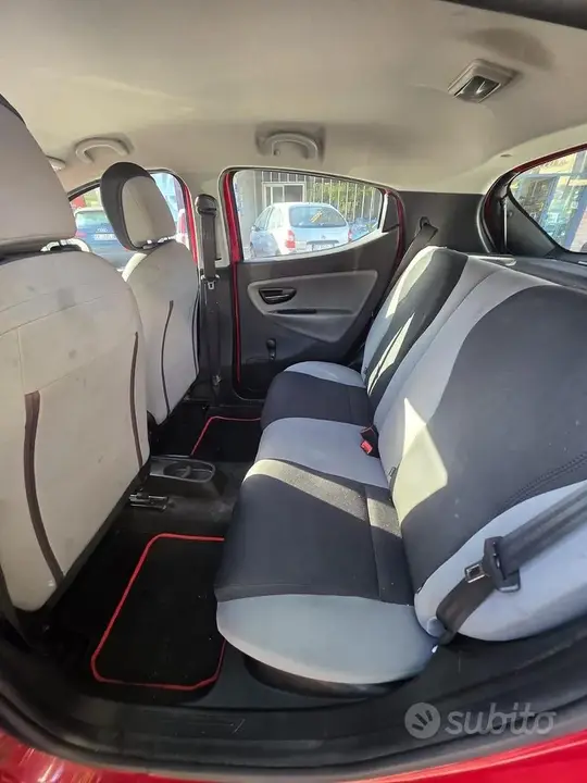 Lancia Ypsilon 2025 photo 5