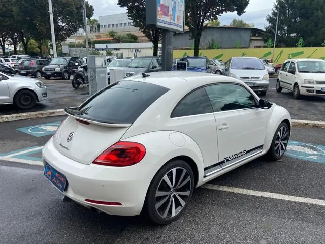 Volkswagen Maggiolino 2012 photo 5