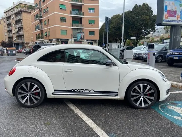 Volkswagen Maggiolino 2012 photo 4