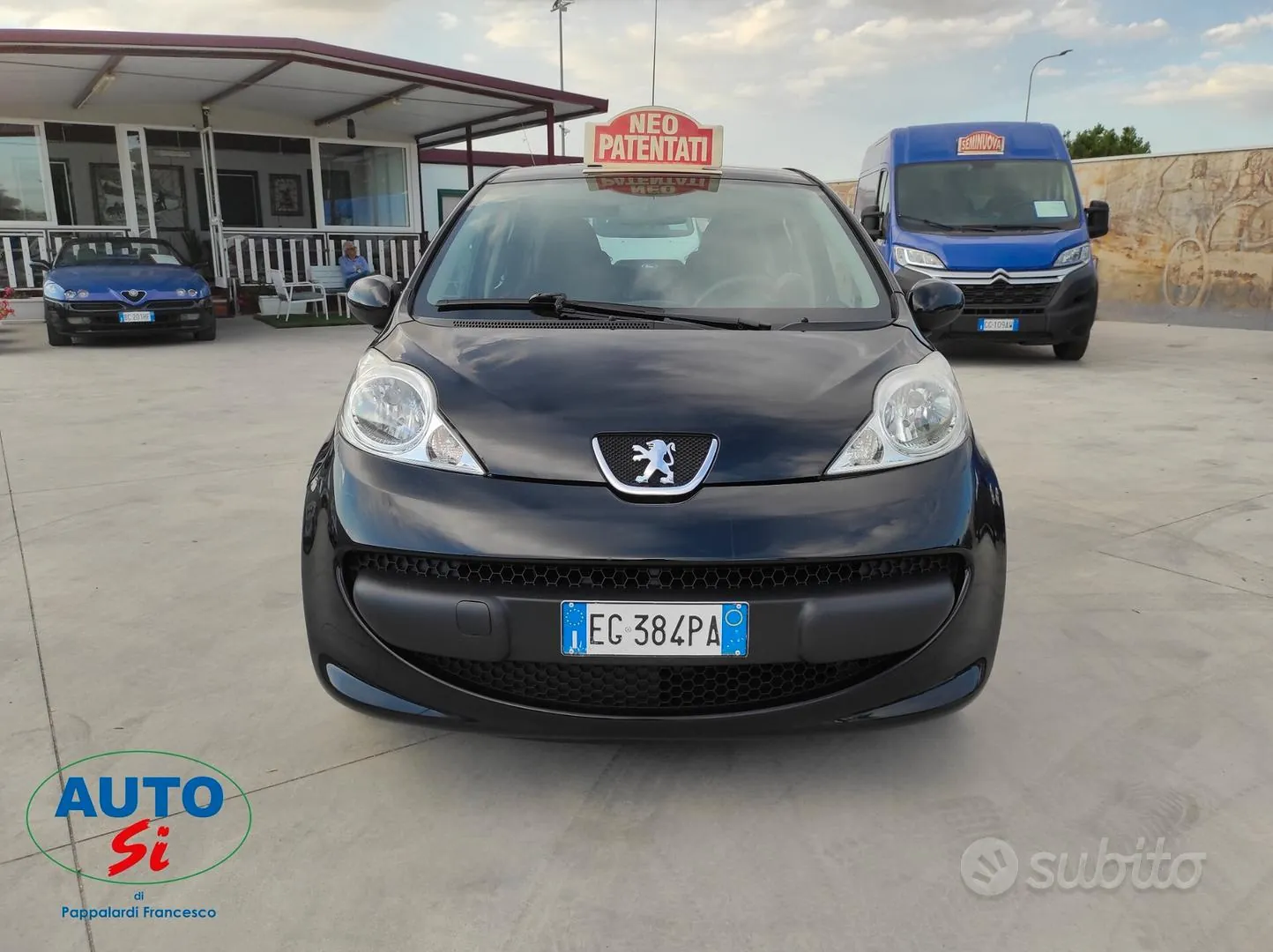 Peugeot 107 2011 photo 2