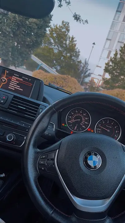 BMW 1 Series 2013 photo 2