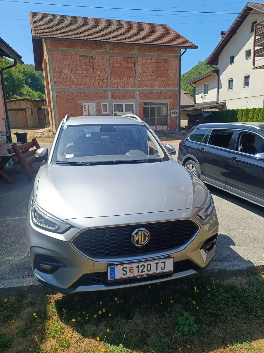 MG Zs