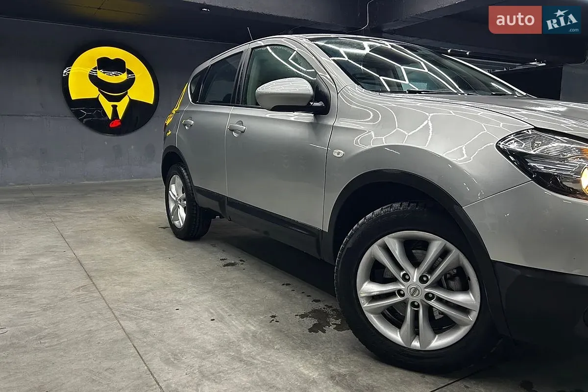 Nissan Qashqai 2011 photo 2