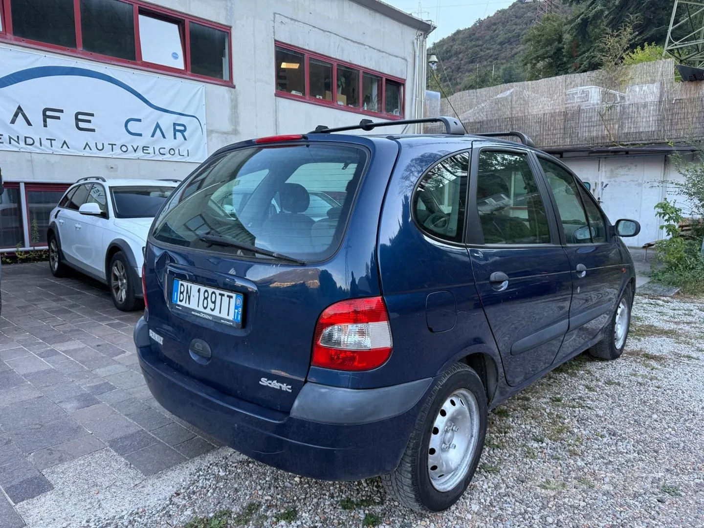Renault Scenic 2001 photo 2