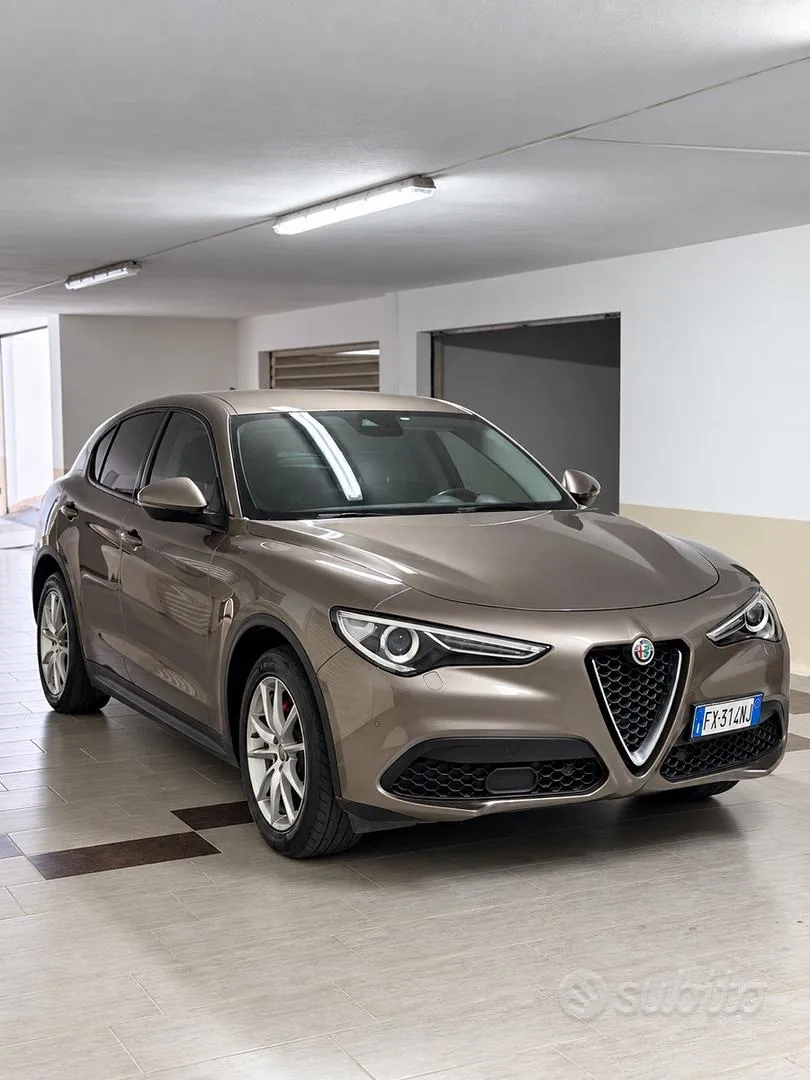 Alfa Romeo Stelvio 2019 photo 2